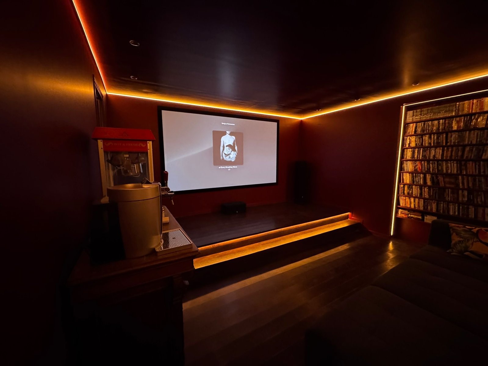 0ec52309-e080-4e27-8ec0-765eb12f17f6